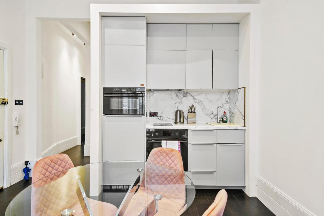 1 & 2 Bed Cosy Apartments Next To Earls Court Free Wifi London Kültér fotó