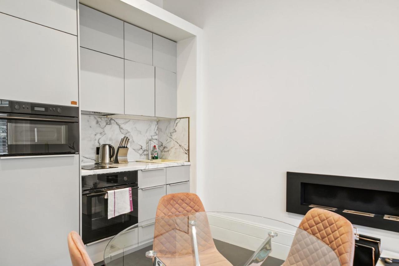 1 & 2 Bed Cosy Apartments Next To Earls Court Free Wifi London Kültér fotó
