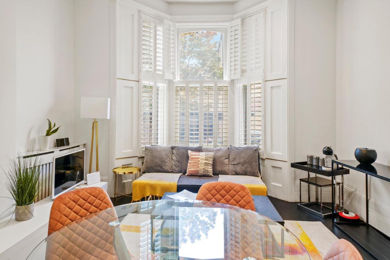1 & 2 Bed Cosy Apartments Next To Earls Court Free Wifi London Kültér fotó