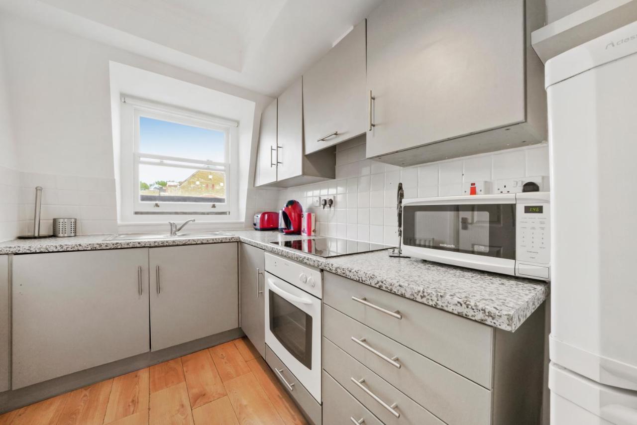 1 & 2 Bed Cosy Apartments Next To Earls Court Free Wifi London Kültér fotó