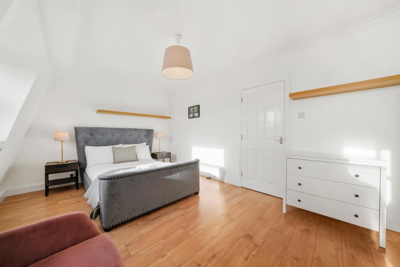 1 & 2 Bed Cosy Apartments Next To Earls Court Free Wifi London Kültér fotó