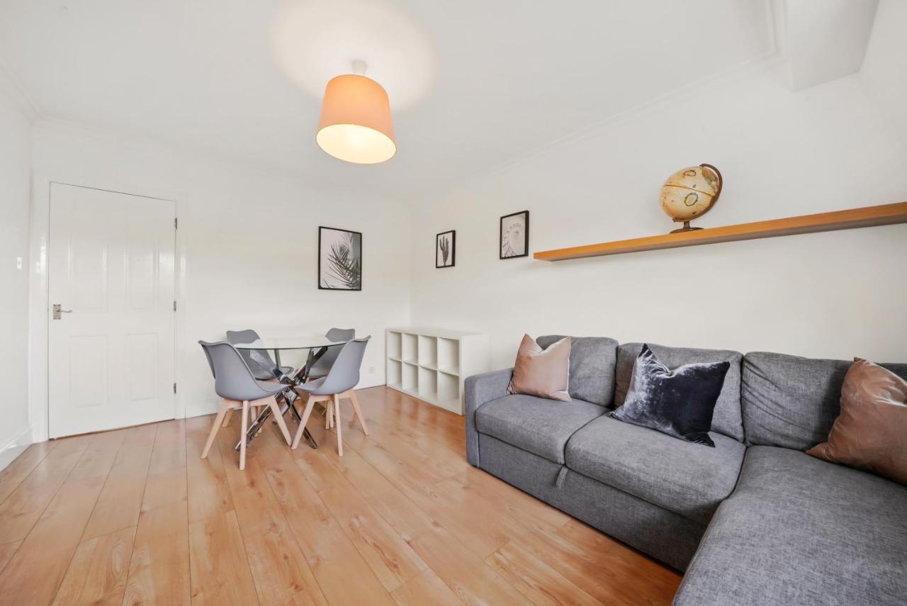 1 & 2 Bed Cosy Apartments Next To Earls Court Free Wifi London Kültér fotó